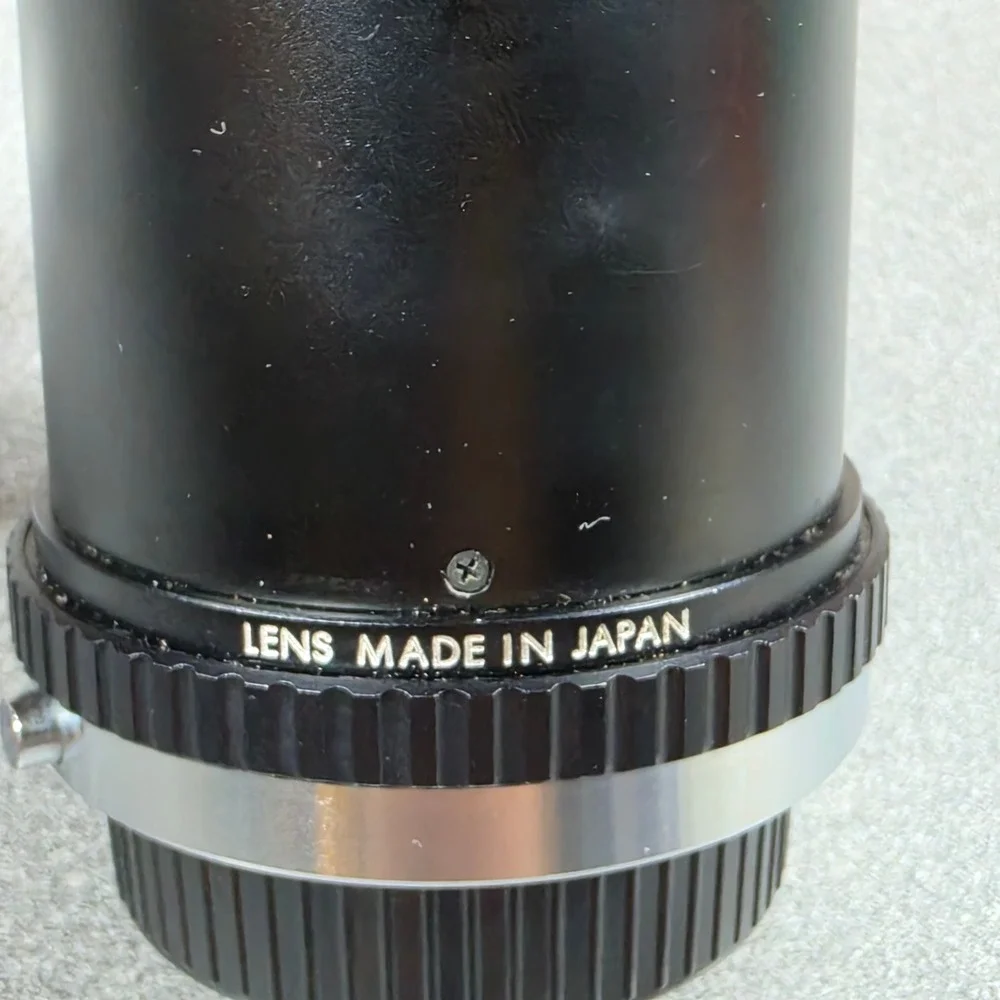 Avigon Auto Zoom MC 80-205mm f/4.5 Lens for SLR Cameras Black Excellent Vintage